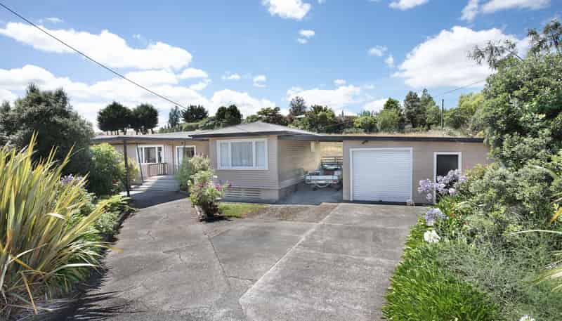 19 Ingham Street, Halcombe