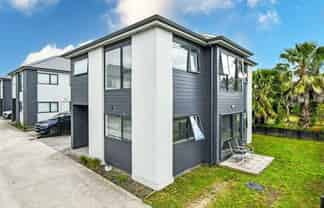 8/43 Market Street, Pokeno