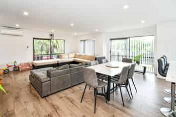 8/43 Market Street, Pokeno