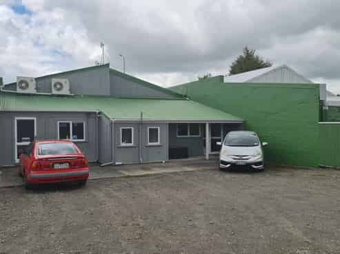 Prime Investment: Multi Tenanted Property.