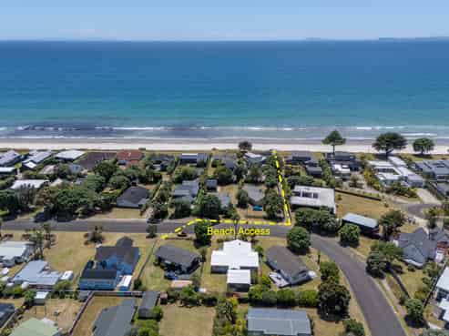 205 Kenwood Drive, Matarangi