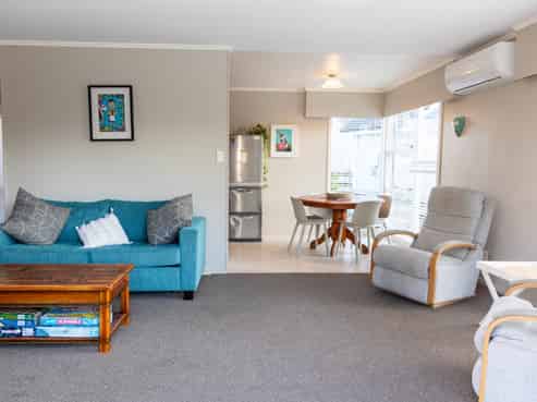 205 Kenwood Drive, Matarangi