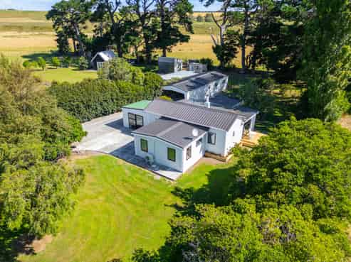 3109 Lake Ferry Road, Lake Ferry