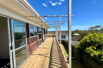 90b Birkdale Road, Birkdale