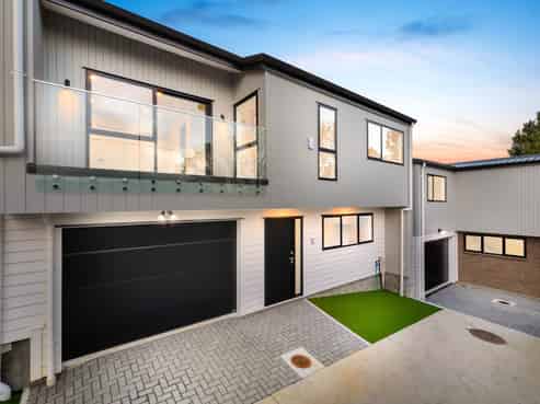 112C Eversleigh Road, Belmont
