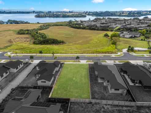 18A McLarin Road, Glenbrook