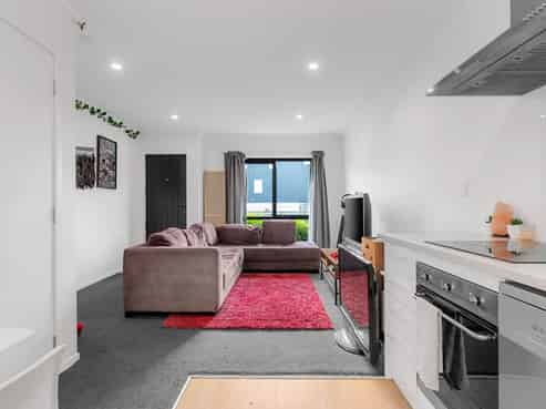 2/1 Vialou Street, Hamilton Central