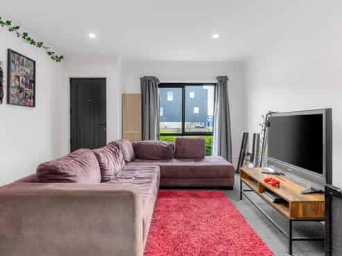 2/1 Vialou Street, Hamilton Central