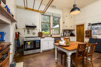 261 Pakihi Road, Saint Andrews