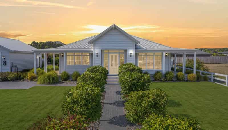 8 Pukatea Lane, Kinloch
