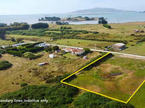 19 Chalmers Road, Bluff