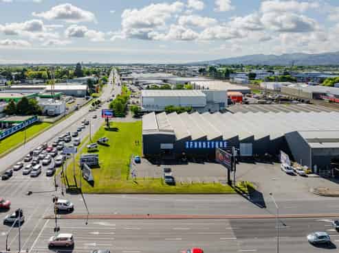 For Lease Corner Site Architectural Showroom