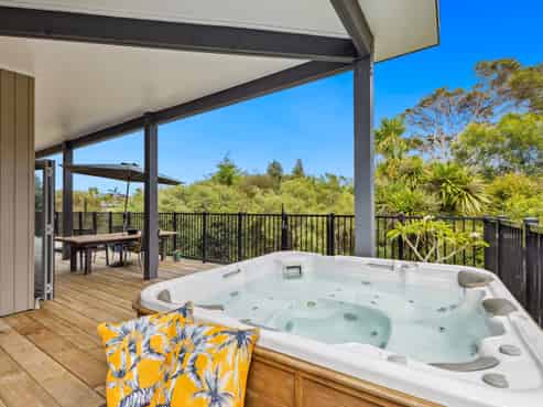 6 Riverglen Drive, Haruru