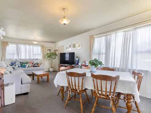 80 Alfriston Road, Manurewa East