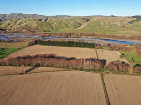 2813 Middle Road, Otane