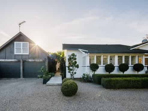 1242 Kaipaki Road, Cambridge