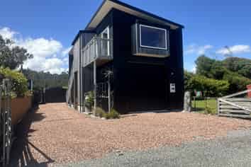 11 The Strand, Okarito