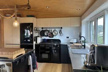 11 The Strand, Okarito