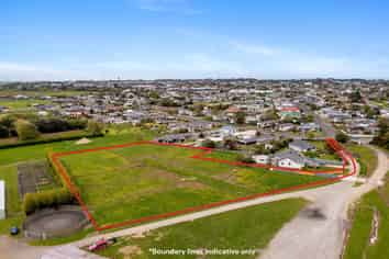 Prime Spot  - Next to Hawera Racecourse - 8904m2