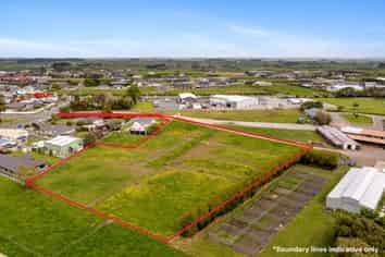 Prime Spot  - Next to Hawera Racecourse - 8904m2