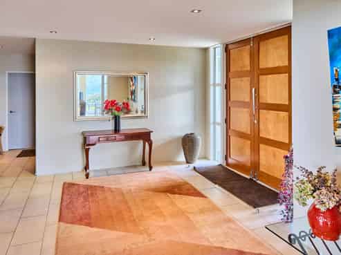 11 Winifred Way, Belmont