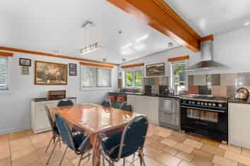 63 Hatea Drive, Regent