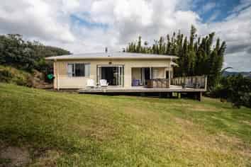 32 Toetoe Road, Otaika