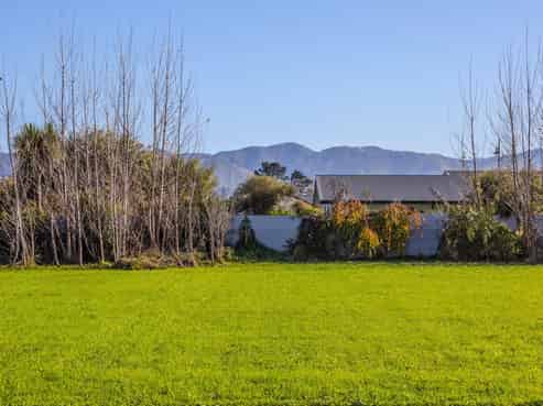 23 Kakariki Crescent, Carterton