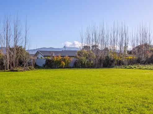 23 Kakariki Crescent, Carterton