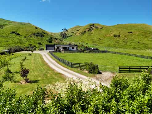 292 Waikupa Road, Okoia