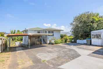 27A Range View Road, Mount Albert