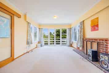 27A Range View Road, Mount Albert