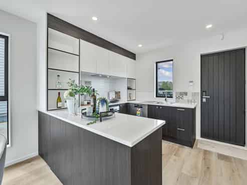 47 Beach Road, Te Atatu Peninsula