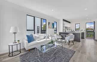 47 Beach Road, Te Atatu Peninsula