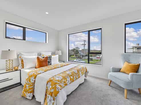 47 Beach Road, Te Atatu Peninsula