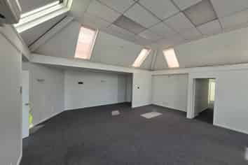 Office space on Railway Ave