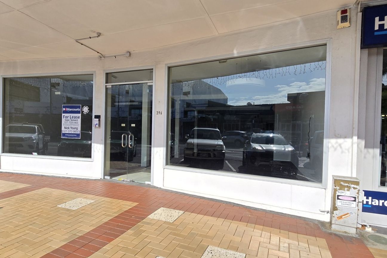 Tightly held retail in Mairangi Bay – pohled 2