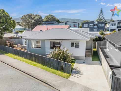 19A Croft Grove, Moera