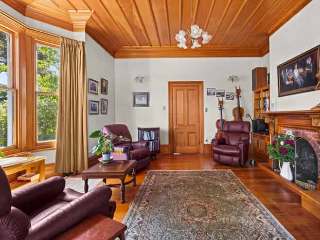 43 Napier Terrace, Hospital Hill