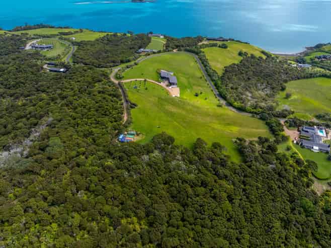 64 Park Point Drive, Oneroa
