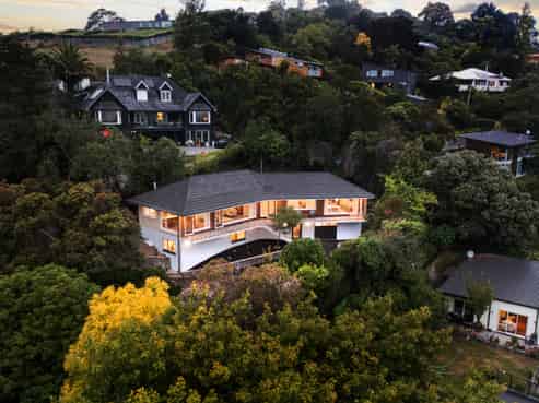 9 Rapaki Road, Hillsborough