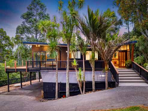31 Arama Avenue, Titirangi