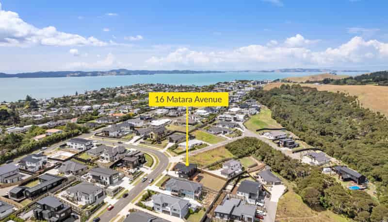 16 Matara Avenue, Maraetai