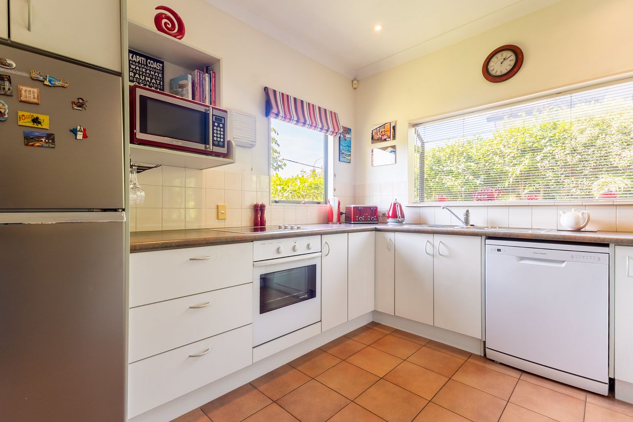 TIMELESS CHARM, PRIME LOCATION - Vista 6