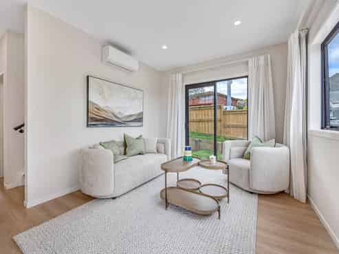 165 A & C Everglade Drive, Totara Heights