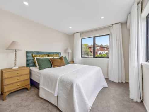 165 A & C Everglade Drive, Totara Heights