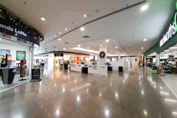 44m2 Kiosk in Meadowlands Shopping Centre