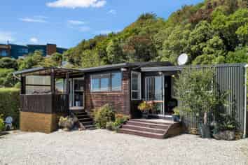 100 Haven Street, Moeraki