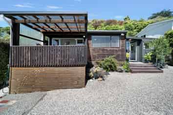 100 Haven Street, Moeraki