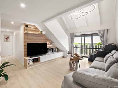 1/50 Nor'east Drive, Northcross